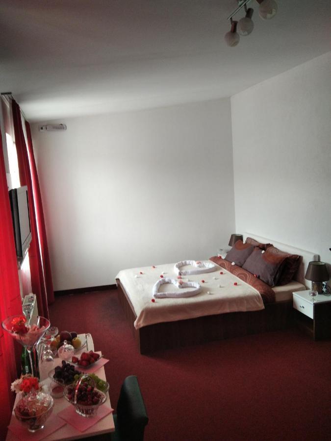 Motel Dreams Novi Travnik Экстерьер фото