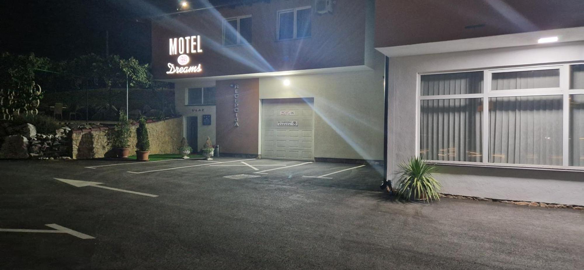 Motel Dreams Novi Travnik Экстерьер фото