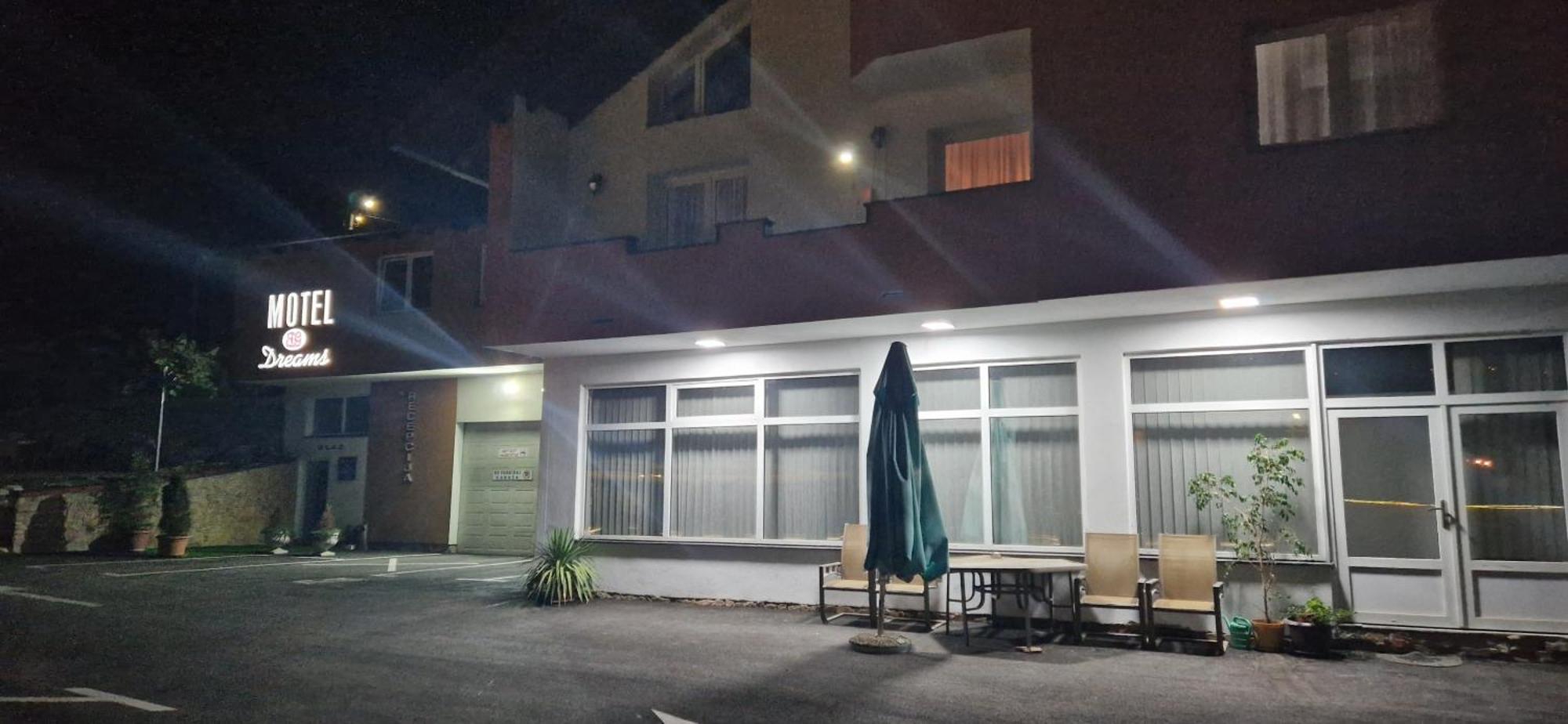 Motel Dreams Novi Travnik Экстерьер фото
