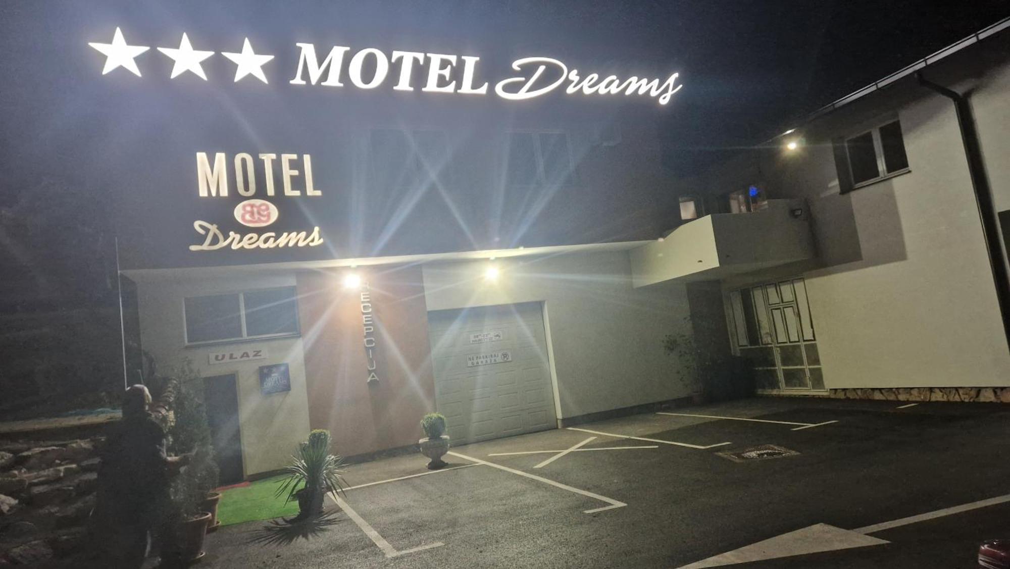 Motel Dreams Novi Travnik Экстерьер фото