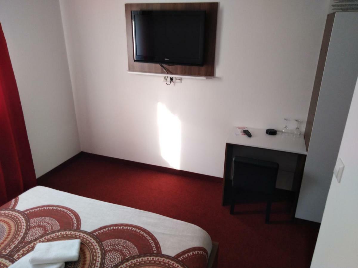 Motel Dreams Novi Travnik Экстерьер фото